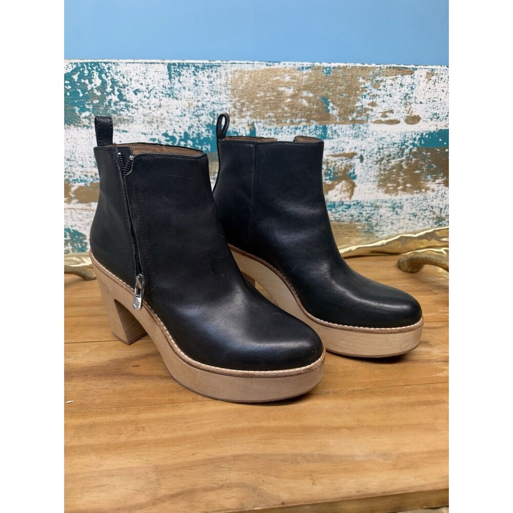Antonio Melani Ollive Leather Side Zip Clog Booties size 8M wood platform heel